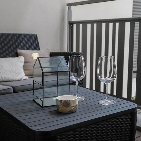 Gambetta Calme Et Confort Avec Balcon A * Annecy
